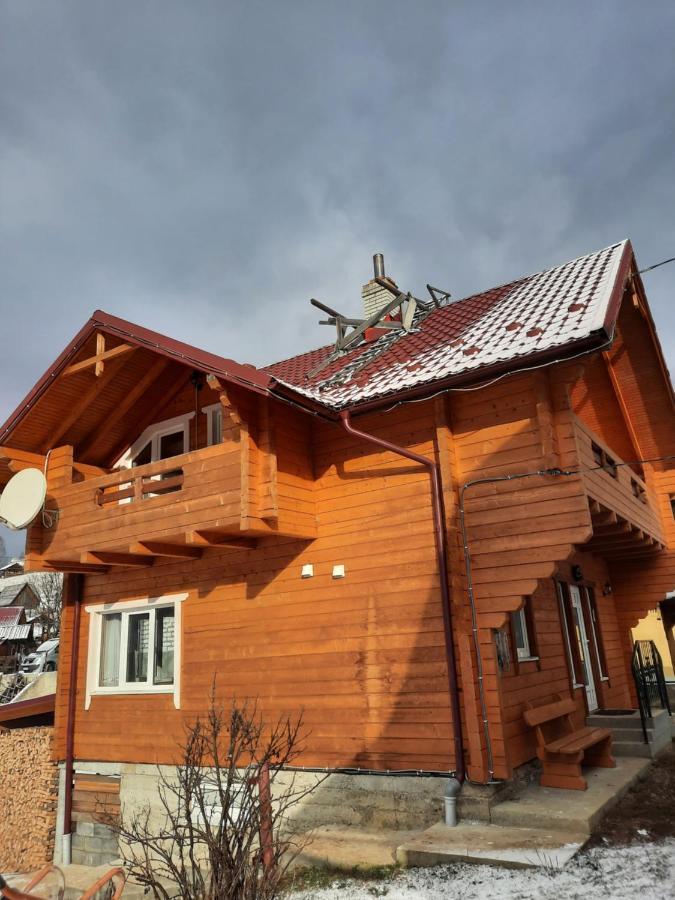 Vila Гостинний Двір Матійчуків Vorochta Exteriér fotografie