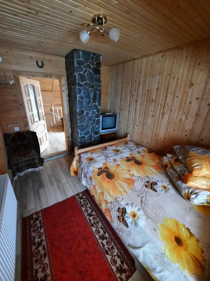Vila Гостинний Двір Матійчуків Vorochta Exteriér fotografie