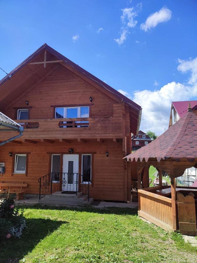 Vila Гостинний Двір Матійчуків Vorochta Exteriér fotografie